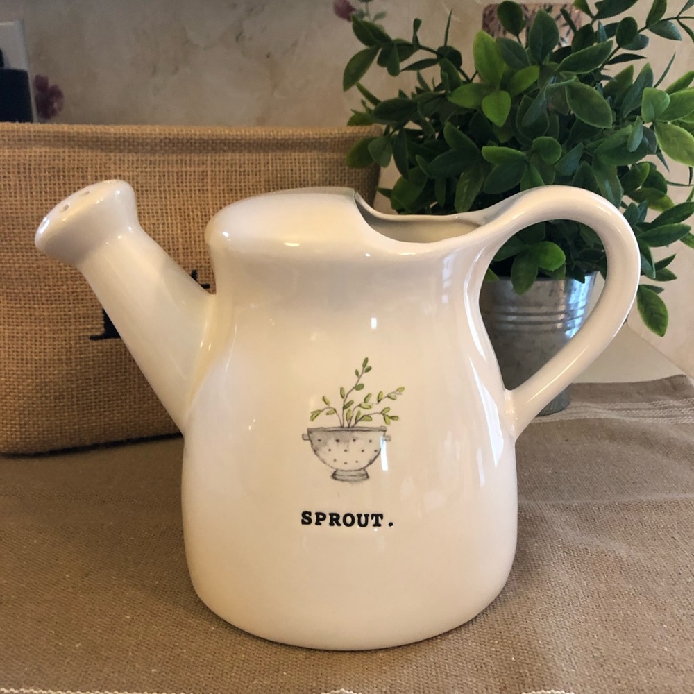 Rae Dunn Water Cannister